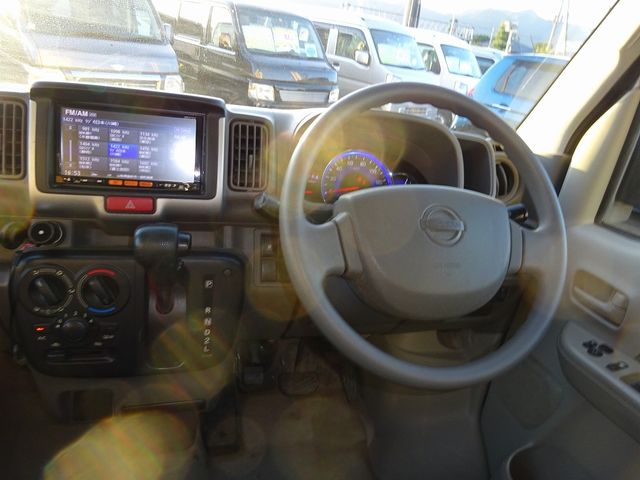 Nissan CLIPPER 2017-11 17709-16