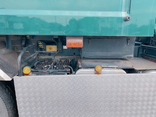 Isuzu GIGA 2015-10 12597-14