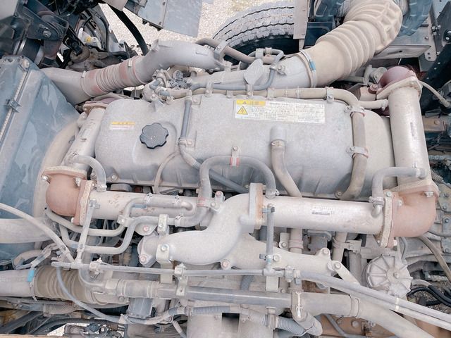 Isuzu GIGA 2015-10 12597-3