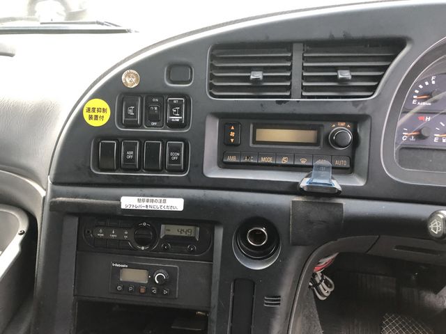 Isuzu GIGA 2013-09 15640-16