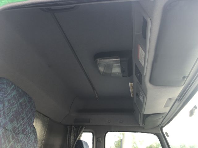 Isuzu GIGA 2013-09 15640-22
