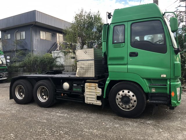 Isuzu GIGA 2013-09 15640-4