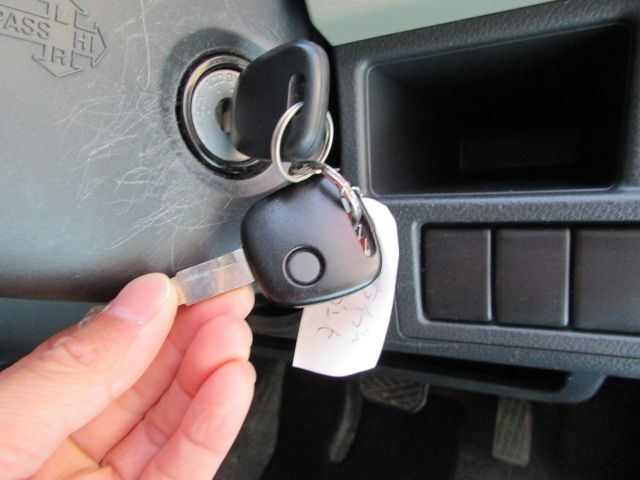 Suzuki WAGON R 2013-12 2775-20