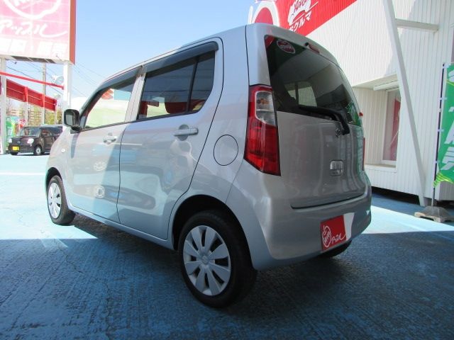 Suzuki WAGON R 2013-12 2775-6