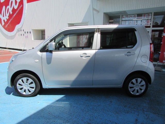 Suzuki WAGON R 2013-12 2775-7
