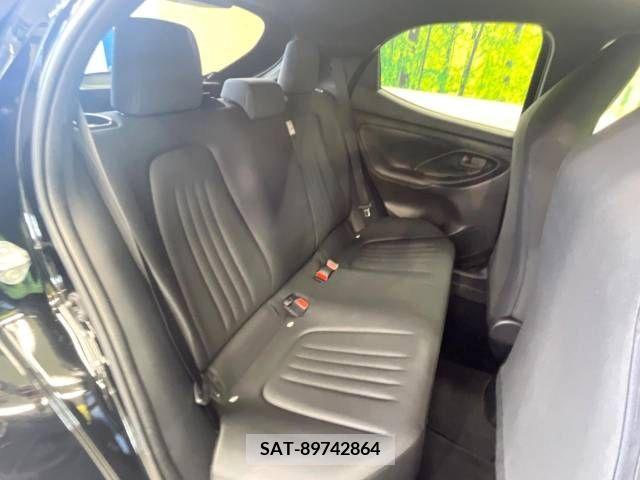 Toyota YARIS 2022-05 371418-9