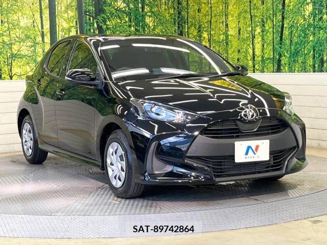 Toyota YARIS 2022-05 371418-16
