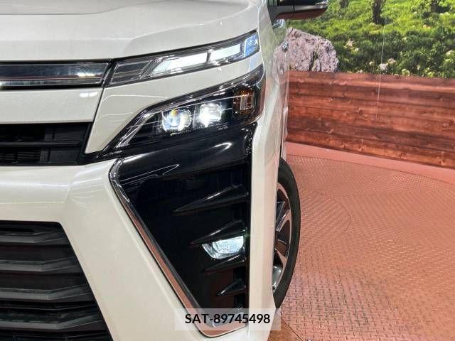 Toyota VOXY 2018-12 289028-12