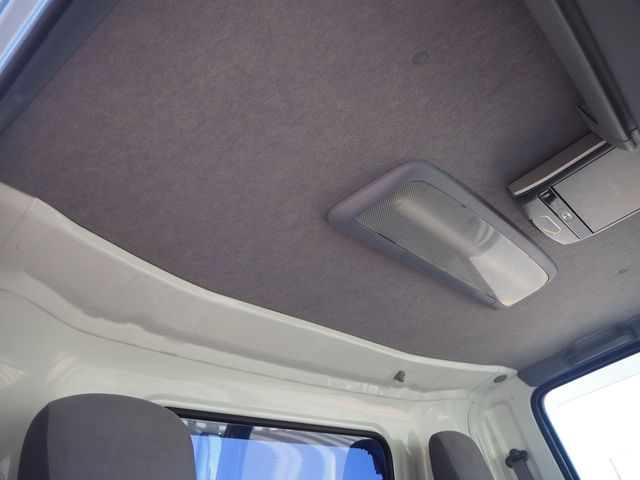 Isuzu ELF TRUCK 2012-10 23761-20