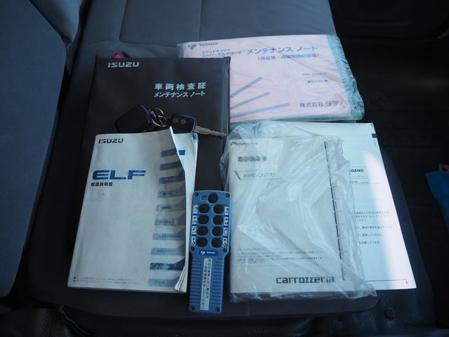 Isuzu ELF TRUCK 2012-10 23761-21