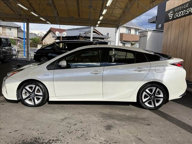 Toyota PRIUS 2016-01 193892-19