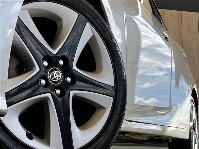 Toyota PRIUS 2016-01 193892-10