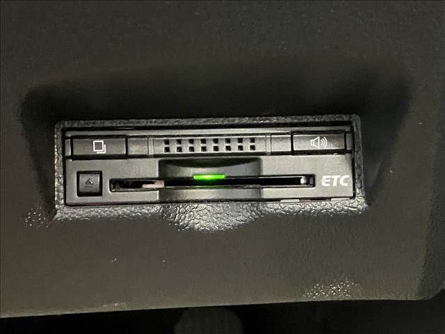 Toyota PRIUS 2016-01 193892-6