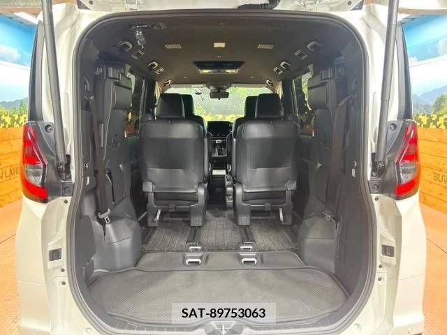 Toyota NOAH 2022-09 365117-13