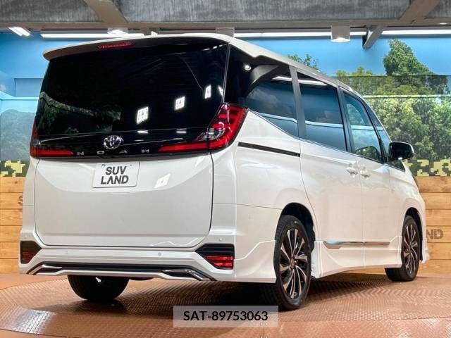 Toyota NOAH 2022-09 365117-19
