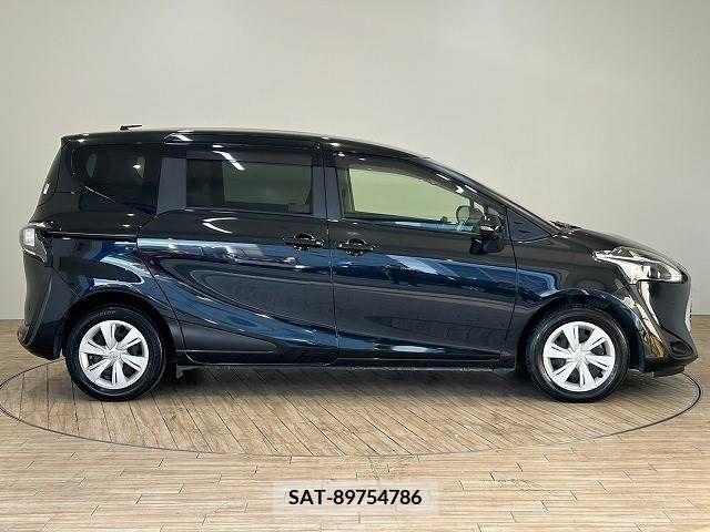 Toyota SIENTA 2019-01 216655-15
