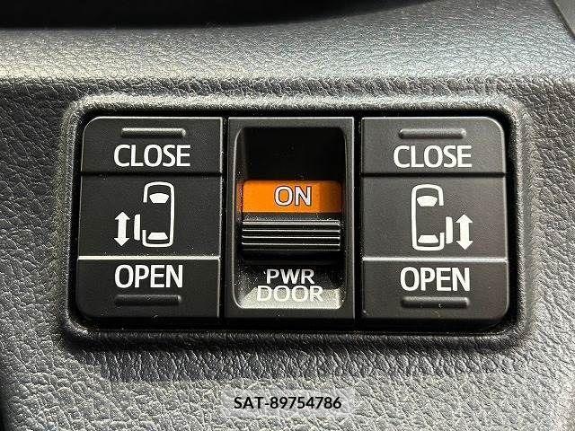 Toyota SIENTA 2019-01 216655-4
