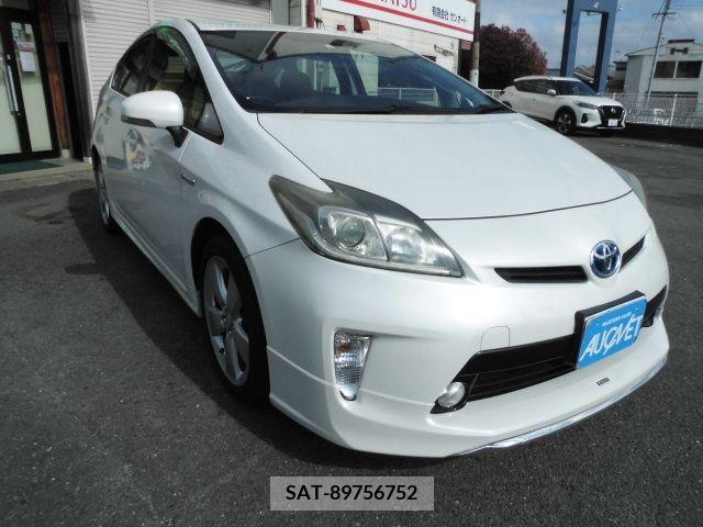 Toyota PRIUS 2012-11 366657-3