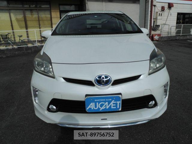 Toyota PRIUS 2012-11 366657-5
