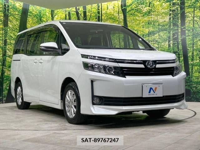 Toyota VOXY 2014-08 288934-17