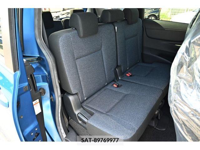Toyota SIENTA 2015-12 368246-9
