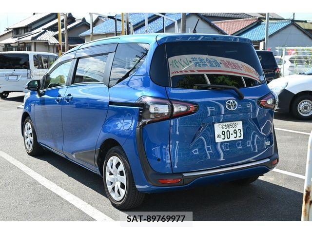 Toyota SIENTA 2015-12 368246-2