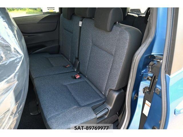 Toyota SIENTA 2015-12 368246-12
