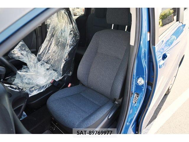 Toyota SIENTA 2015-12 368246-11