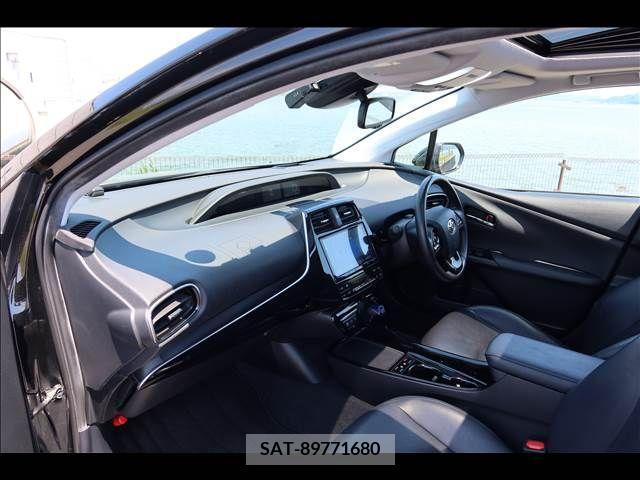 Toyota PRIUS 2019-02 322416-18