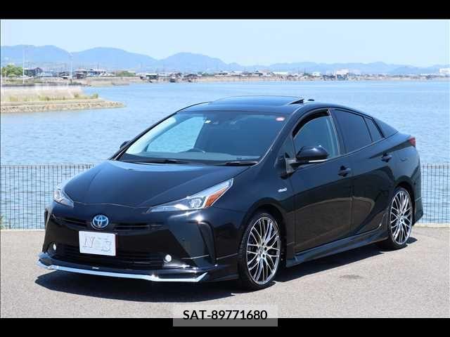 Toyota PRIUS 2019-02 322416-0
