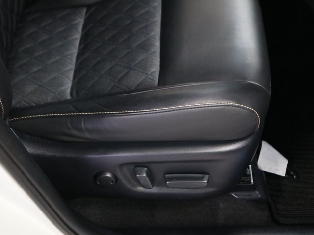 Toyota HARRIER 2016-06 5690-22
