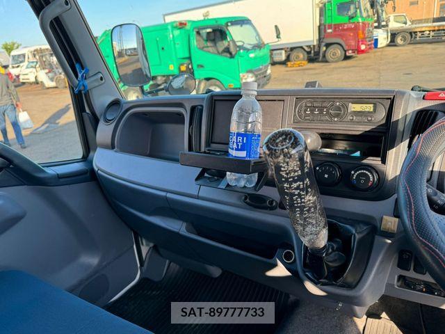Mitsubishi CANTER 2016-02 263928-14