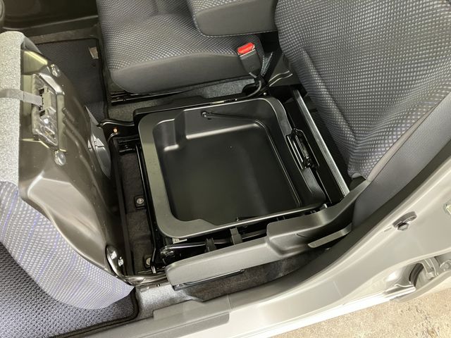 Suzuki WAGON R 2019-10 22770-16