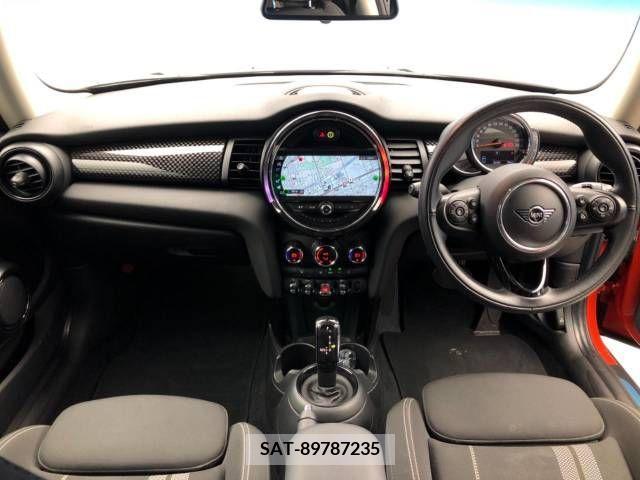 Bmw MINI 2019-05 319839-1