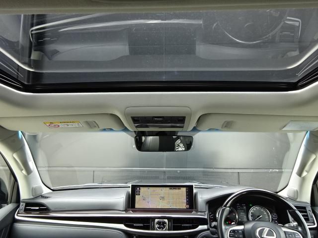 Lexus LX 2020-10 18628-11