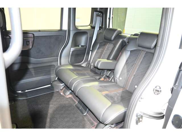 Honda N BOX 2019-04 20763-9