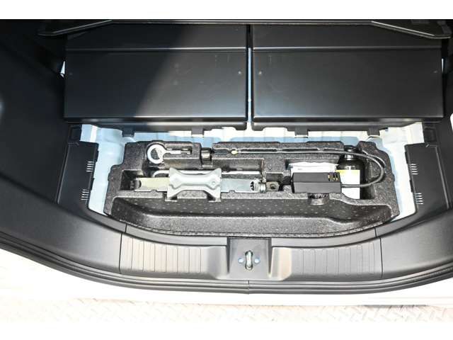 Honda N BOX 2019-04 20763-11