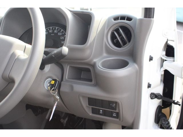 Nissan CLIPPER 2023-06 14444-4