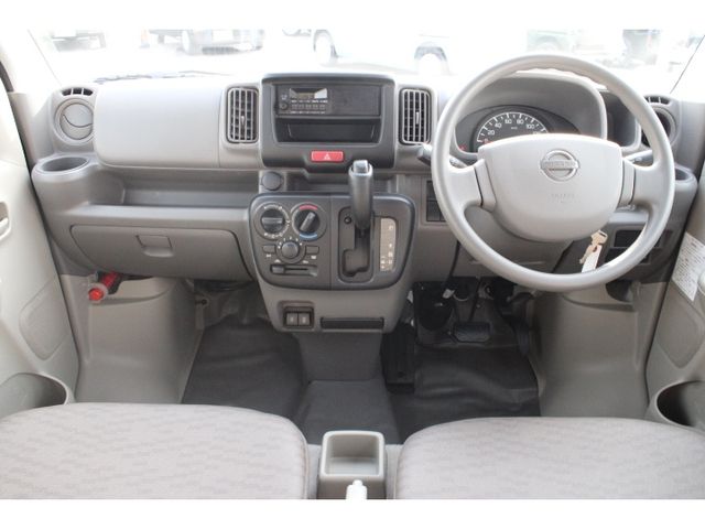 Nissan CLIPPER 2023-06 14444-2
