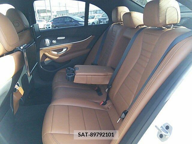 Mercedes Benz E-CLASS 2020-05 205103-12