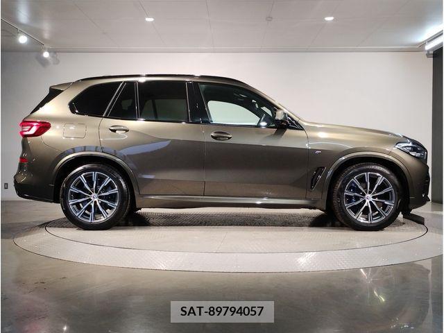 Bmw X5 2023-03 263107-5
