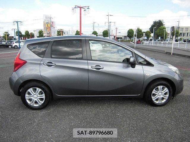 Nissan NOTE 2013-11 392915-8