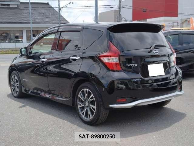 Nissan NOTE 2019-08 328752-3