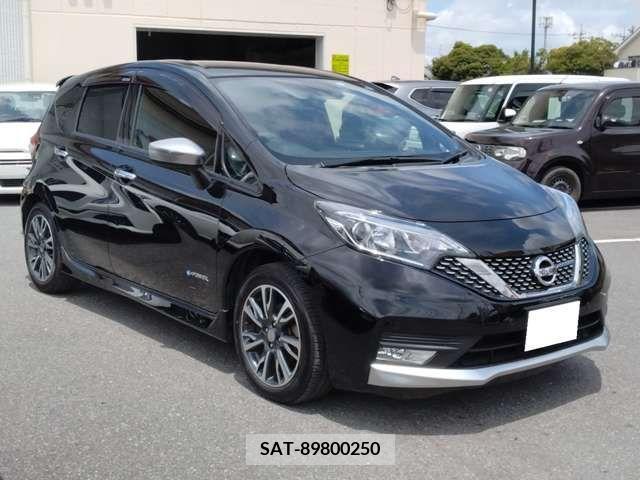 Nissan NOTE 2019-08 328752-1