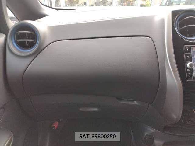 Nissan NOTE 2019-08 328752-9