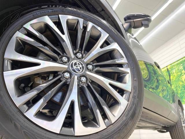 Toyota YARIS CROSS 2021-08 25069-13