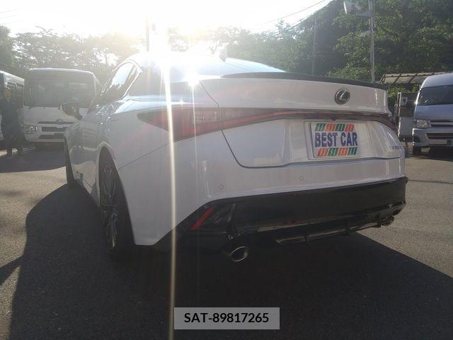 Lexus IS 2023-01 388348-10