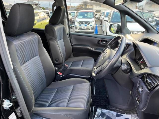 Toyota VOXY 2016-10 180376-8
