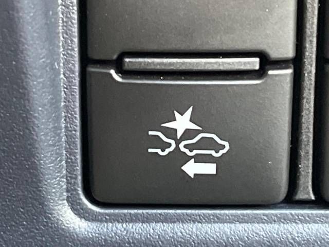 Toyota VOXY 2016-10 180376-3