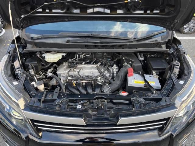 Toyota VOXY 2016-10 180376-19